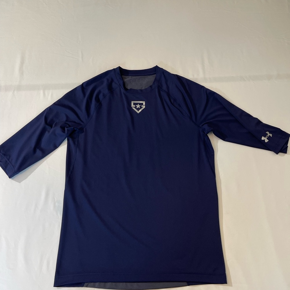Under Armour menβs shirt, size M , see measurements, good condition , prβ¦